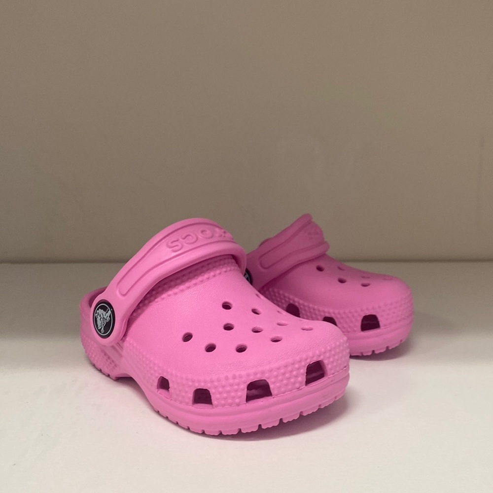 Gently used infant/ baby crocs